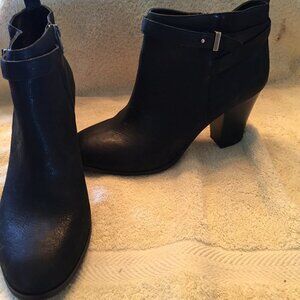NWOT Ann Taylor Black Leather Ankle Boot